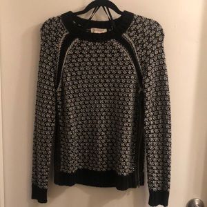 Two by Vince Camuto sweater.